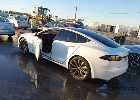 2016 Tesla Model S 60/70/75/85 from USA, damaged, VIN 5YJSA1E15GF158830